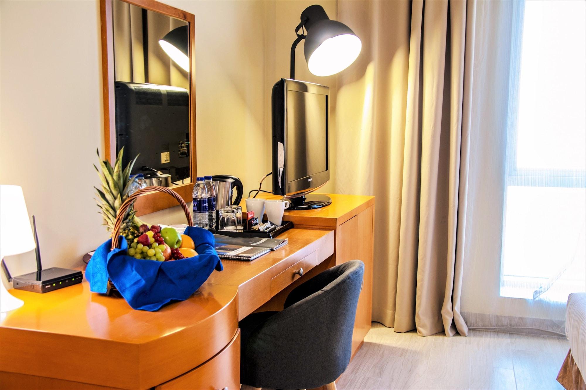 Bm Acacia Hotel And Apartments Ras al-Khaimah Buitenkant foto